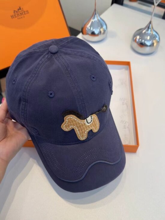 ?HERMES baseball cap